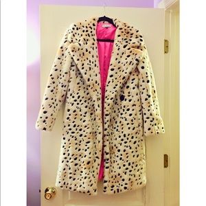 Leopard coat!